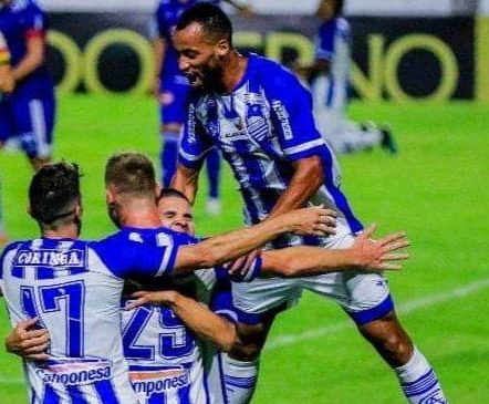 Vitória importante contra o Cruzeiro traz novo ânimo ao CSA