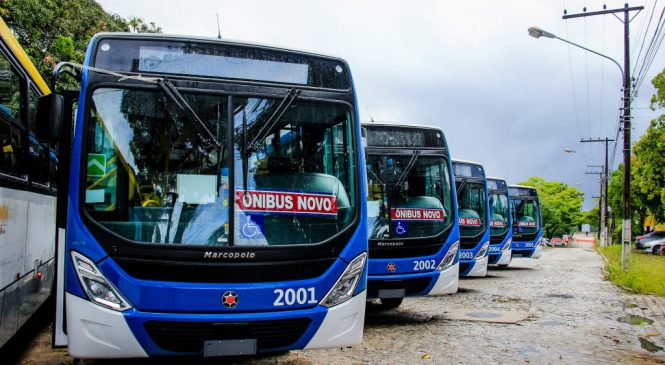 Linhas de ônibus passam por readequações em Maceió