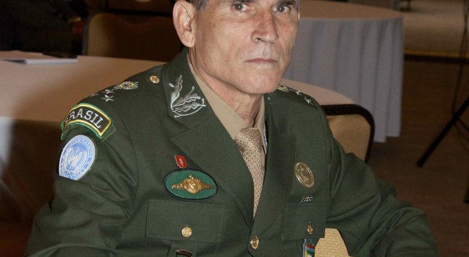 General diz que governo Bolsonaro é ‘despreparado e boçal’
