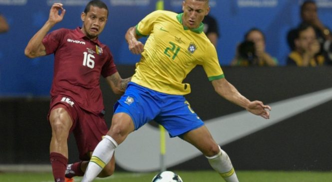 Sem Neymar, Brasil enfrenta Venezuela pelas eliminatória nesta sexta