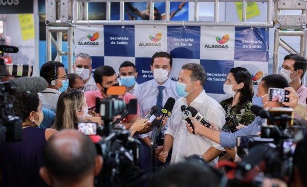 Forças de segurança vão escoltar distribuição da vacina contra a Covid-19 em Alagoas