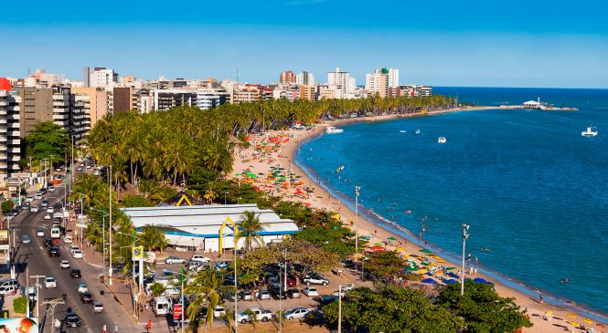 Pajuçara é o bairro com o metro quadrado mais caro do Nordeste