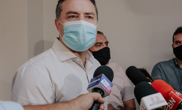 Renan Filho defende quebra de patente de vacinas e critica negacionsismo no Brasil