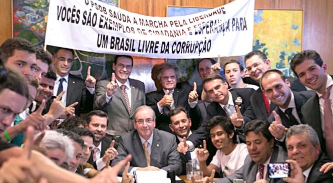 Cunha diz que Bolsonaro é melhor que Dilma em entrevista no SBT