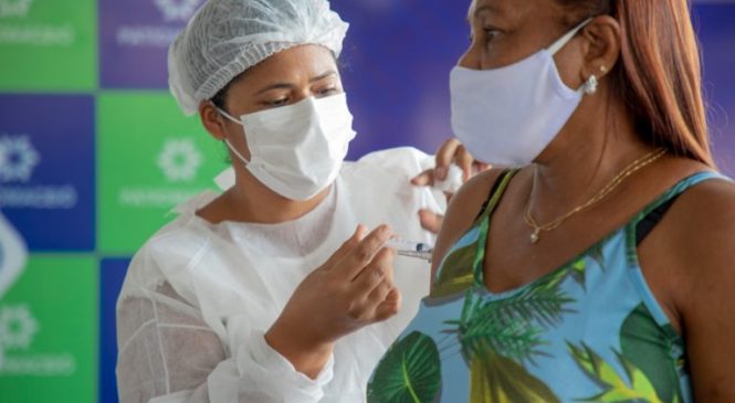 Vacinação em Maceió segue hoje até às 21h em quatro pontos