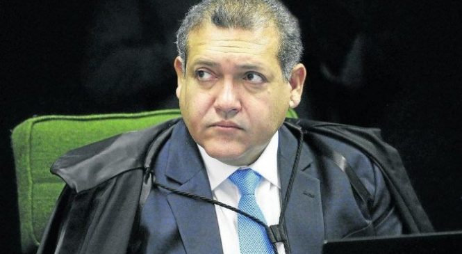 Ministro Bolsonarista do STF vai decidir ação contra o Fundão Eleitoral