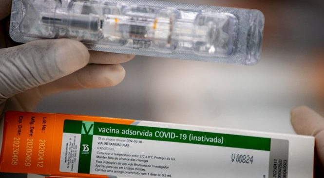 Comissão Temporária da Covid-19 debate hoje no Senado eficácia de vacinas