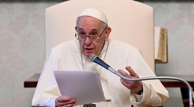 Papa Fracisco nega rumores de renúncia e diz que quer ir à Russia e Ucrânia