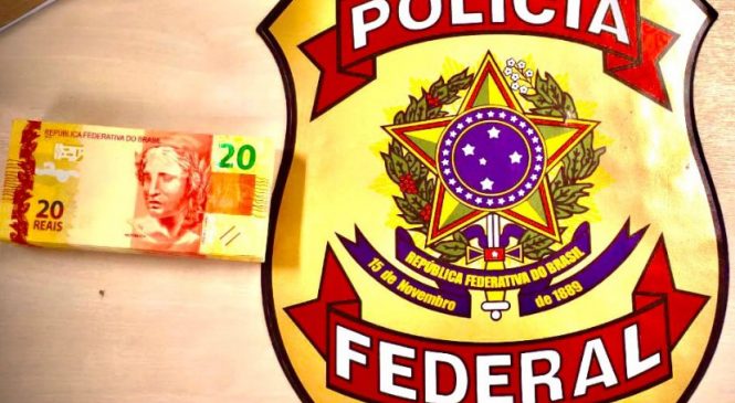 PF prende suspeito de receber notas falsas pelos Correios para colocar em circulação em Maceió