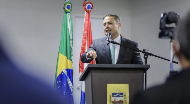 Renan Filho anuncia antecipação do 13º salário dos servidores estaduais para 10 de novembro