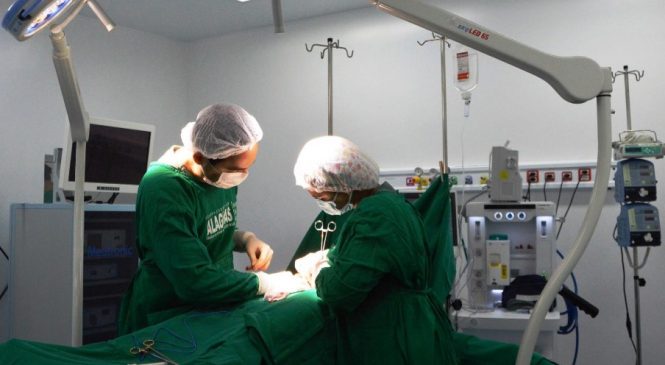 Governo de AL lançará programa para zerar fila por cirurgias plásticas em crianças com lábio leporino