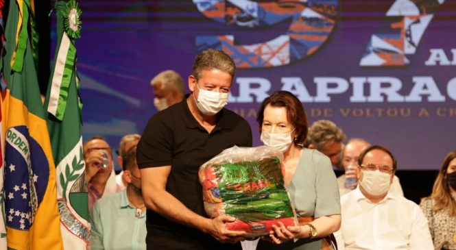 Arthur Lira inicia a distribuição de mais de 11 mil cestas nutricionais a 36 municípios de AL