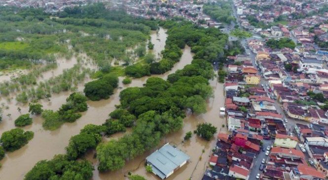 Arthur Lira defende fundo emergencial para catástrofes