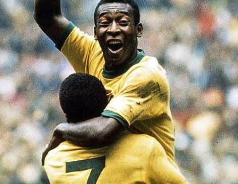 Rei Pelé é novamente internado em São Paulo com tumor no cólon
