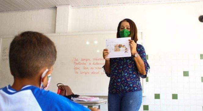 Aprovados no PSS da Educação de Maceió começam entrega de documentação