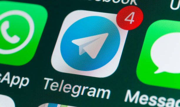 Telegram ignora TSE e Barroso fala em barrar app nas eleições