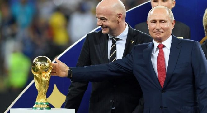 Fifa determina que Rússia jogue sem hino, nem bandeira e com outro nome