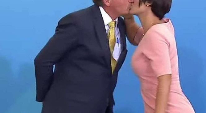 Bolsonaro diz que general Mourão também está querendo “um beijinho”, ao desistir da vice