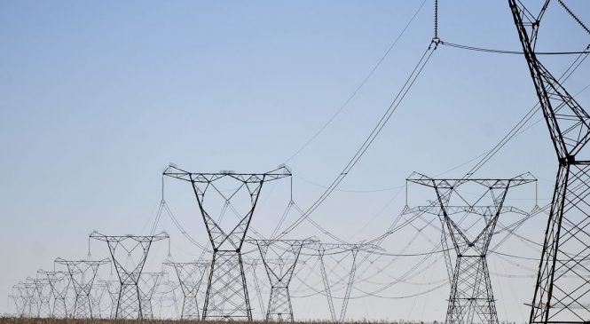 Consumidor vai pagar empréstimo bilionário de empresas de energia elétrica