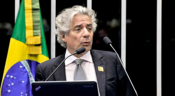 Indicado por Bolsonaro para presidência da Petrobras desiste por conflito de interesse