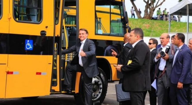 Bolsolão: Compra de ônibus do MEC tem superfaturamento de R$ 769 milhões