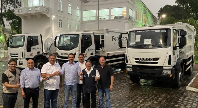 Dantas entrega veículos que vão ajudar a minimizar estragos em São Miguel dos Campos