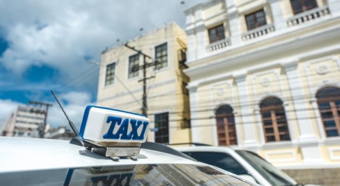 SMTT continua com mutirão de adesão ao Taxi.Rio.Maceió