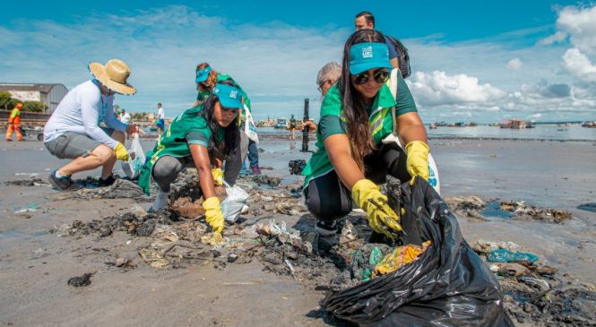 Maio fecha com redução de 20% de lixo nas praias de Maceió
