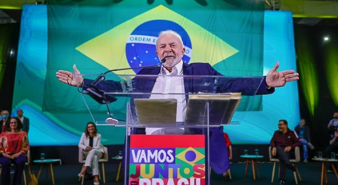 Lula resiste, mas esquema de segurança da campanha é reforçado