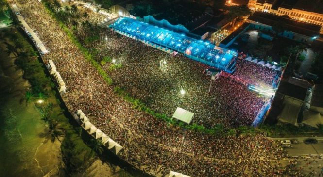 Festa em Jaraguá bate recorde e alcança público de 100 mil pessoas na noite de São João