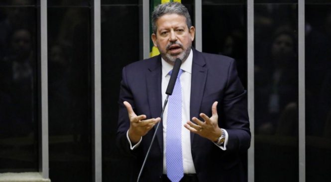 De olho nas eleições, Arthur Lira ameaça dobrar taxação dos lucros da Petrobras