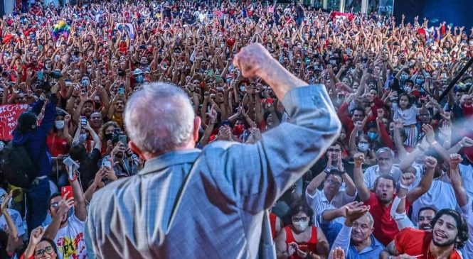 Lula em Maceió: ‘O Jair Bolsonaro vai ter que aprender a perder’, diz
