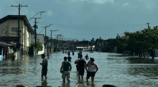 Alagoas tem duas mortes, 40 mil desabrigados e mais de 50 municípios em emergência