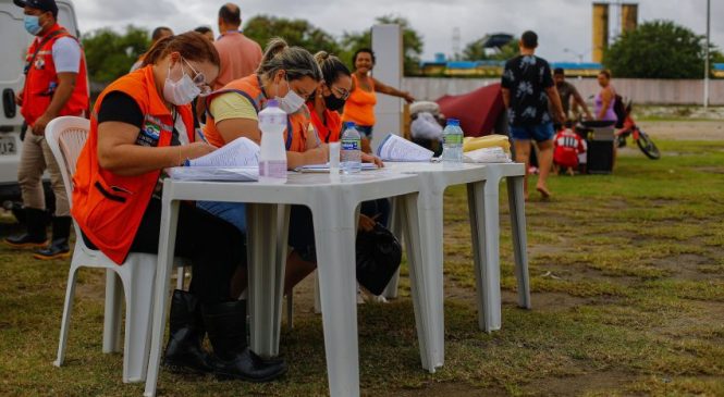 Vítimas das chuvas: Prefeitura de Maceió instala pontos de atendimento no Vergel e Fernão Velho