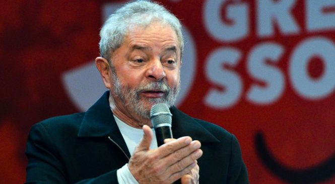 Lula diz que precisa eleger uma grande bancada para acabar com orçamento secreto