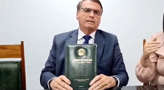 Bolsonaro critica ‘cartinha pela democracia’ e diz que economia está ‘uma maravilha’