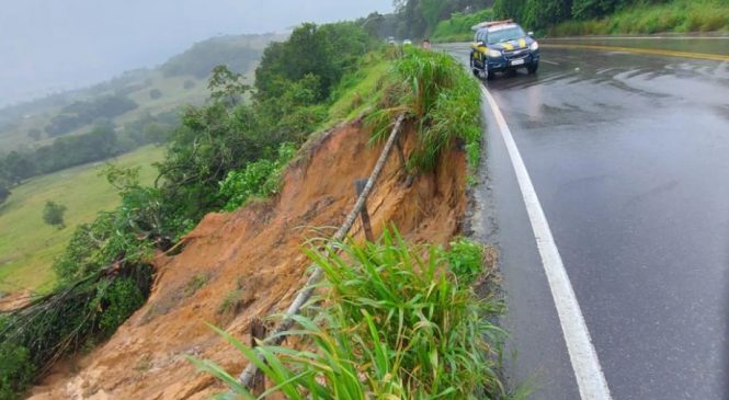 PRF aponta risco iminente de desabamento no município de Satuba/AL