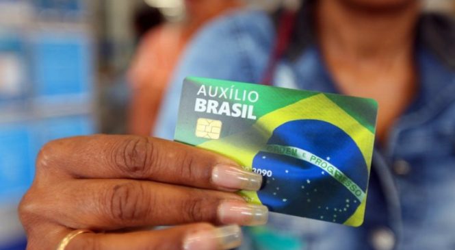 Calendário de pagamento do Auxílio Brasil de 2023 é divulgado para beneficiários