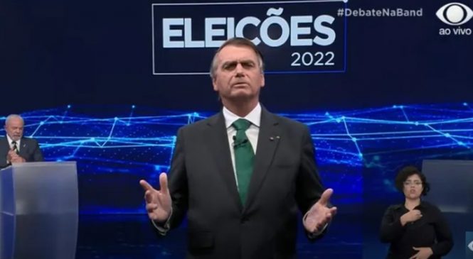 TSE retoma julgamento de Bolsonaro por abuso de poder nas eleições