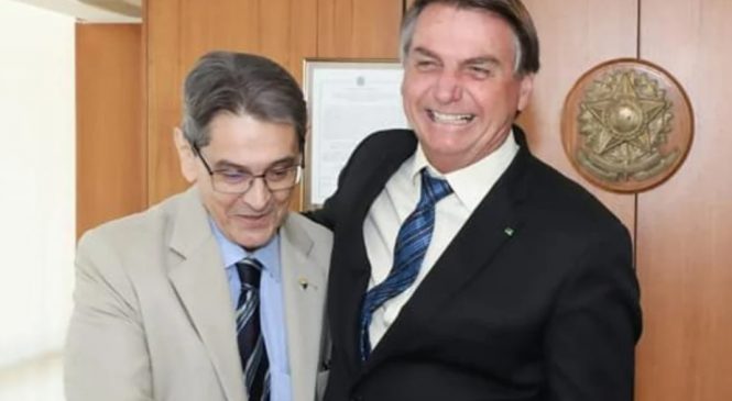 Bolsonaro tem histórico de aliança e amizade (além de muitas fotos) com Roberto Jefferson; Confira