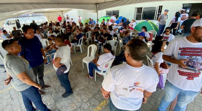 Agentes de comunitário de saúde farão cortejo fúnebre contra as retaliações da Prefeitura de Maceió