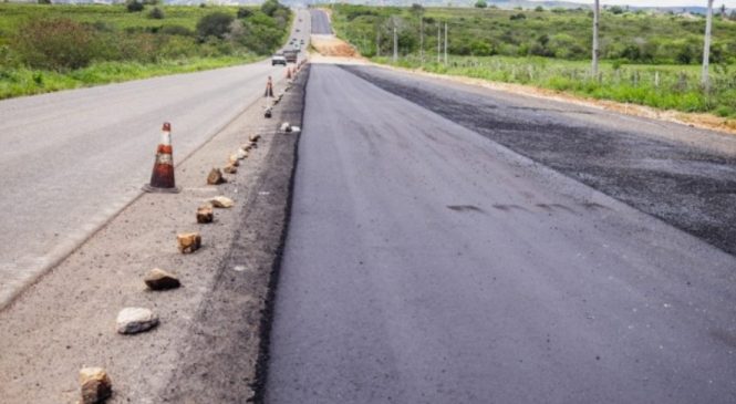 Em Palmeira dos Índios, Paulo Dantas anuncia duplicação de mais uma rodovia