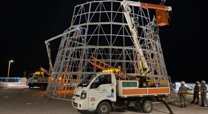 Orla de Maceió vai ganhar uma das maiores árvores de Natal do Brasil