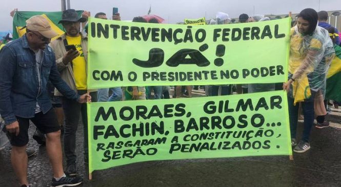 Moraes determina bloqueio de contas de 43 suspeitos de financiar atos golpistas