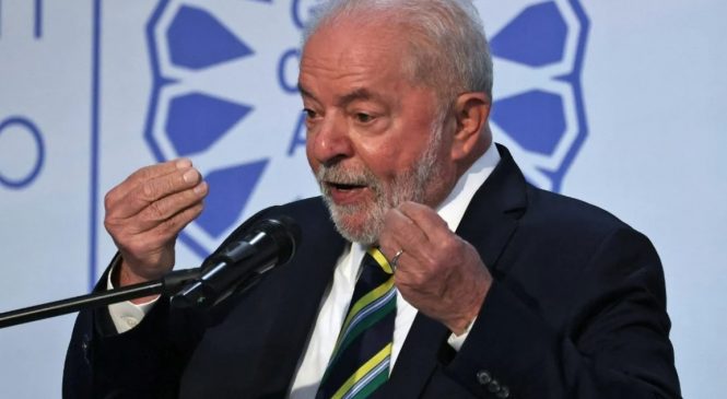 Lula assume transição em Brasília para destravar impasses políticos