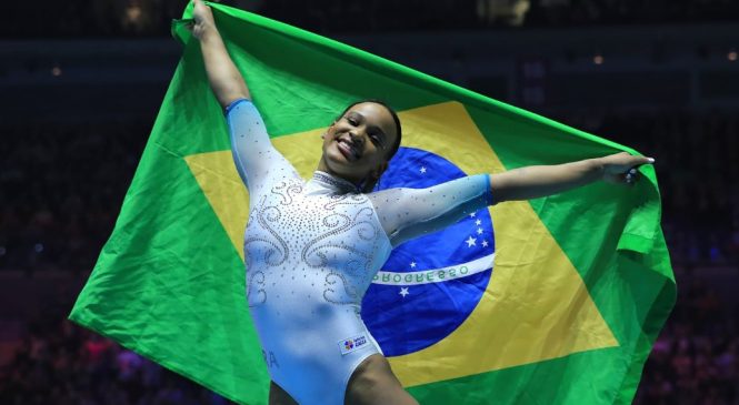 Rebeca Andrade conquista o ouro no individual geral