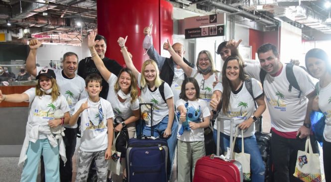 Governo de Alagoas recepciona turistas argentinos no Aeroporto Internacional Zumbi dos Palmares