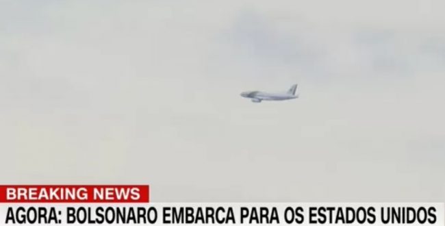 Com avião da FAB na Flórida, Bolsonaro se prepara para voo rumo