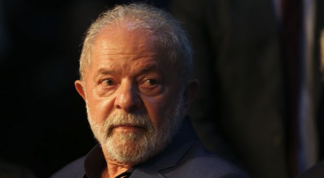 Em mensagem de Natal, Lula lembra vítimas da covid e das chuvas