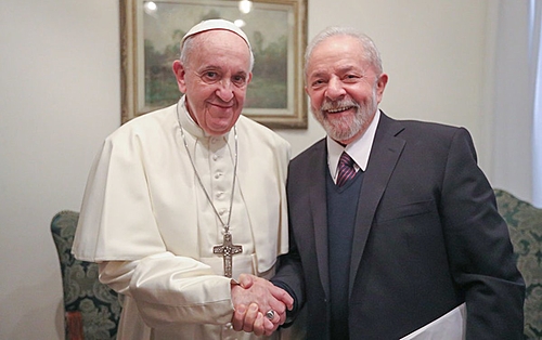 Papa Francisco na TV: Lula foi condenado injustamente e Dilma tem mãos limpas